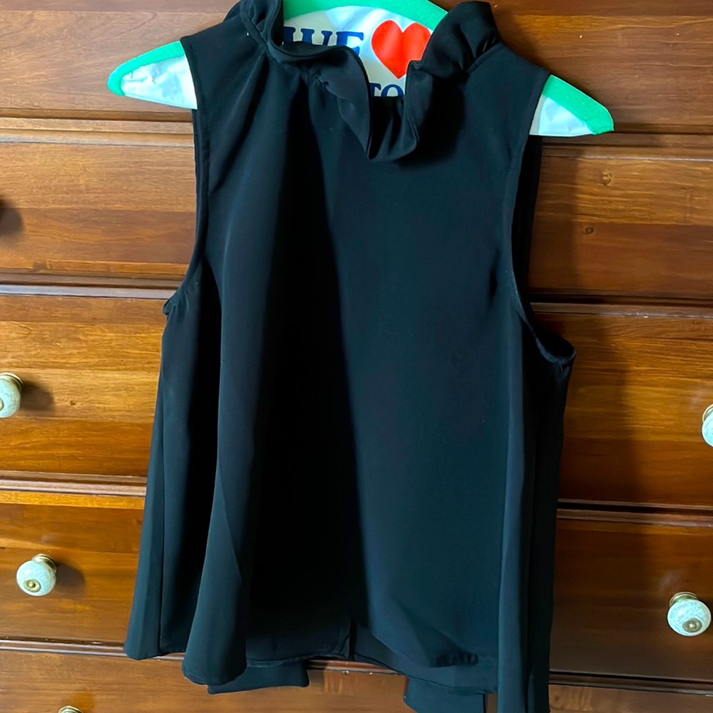 Tuckernuck Black Mason Top
